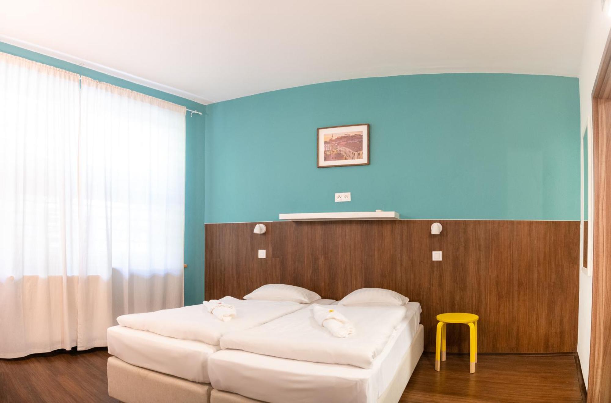 Safestay Bratislava Presidential Palace Ngoại thất bức ảnh
